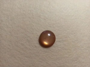 Akrylový kabošon 20 mm hnědý - 1 ks