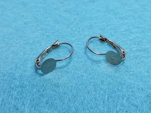 Naušnicové zapínání s ploškou 20 x 12 mm - 2 ks