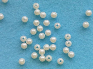 Perličky 6 mm - mléčná
