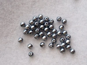 Perličky 6 mm - tm. šedá