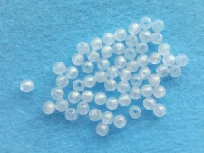 Perličky 6 mm - bílá, frost
