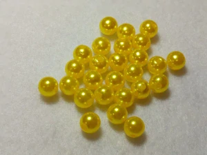 Perličky 8 mm - stř. žlutá