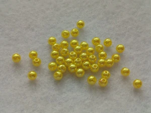 Perličky 5 mm - stř. žlutá