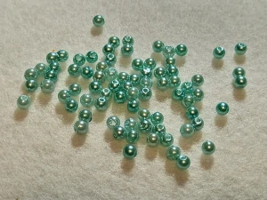 Perličky 4 mm - sv. modrá