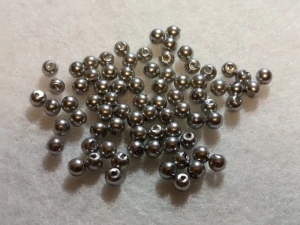 Perličky 4 mm - šedá