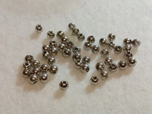 Perličky 4 mm - platinový pokov
