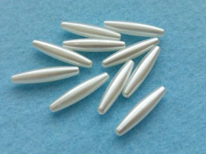 Olivka 28 x 6 mm - bílá