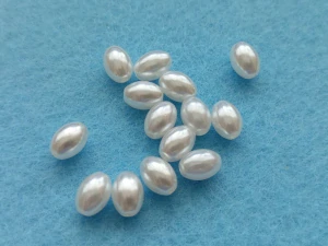 Olivka 10 x 8 mm - bílá