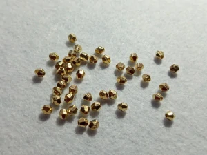 Broušená sluníčka 4 mm - zlatý pokov