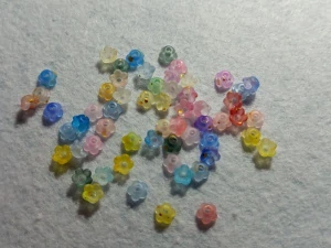 Zvonek 4 x 4 mm - barevný MIX